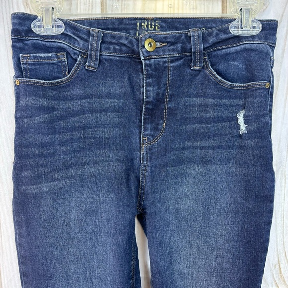 True Craft High Rise Skinny Jeans Slightly Distressed Blue Denim Pants Size 7 - Picture 2 of 15